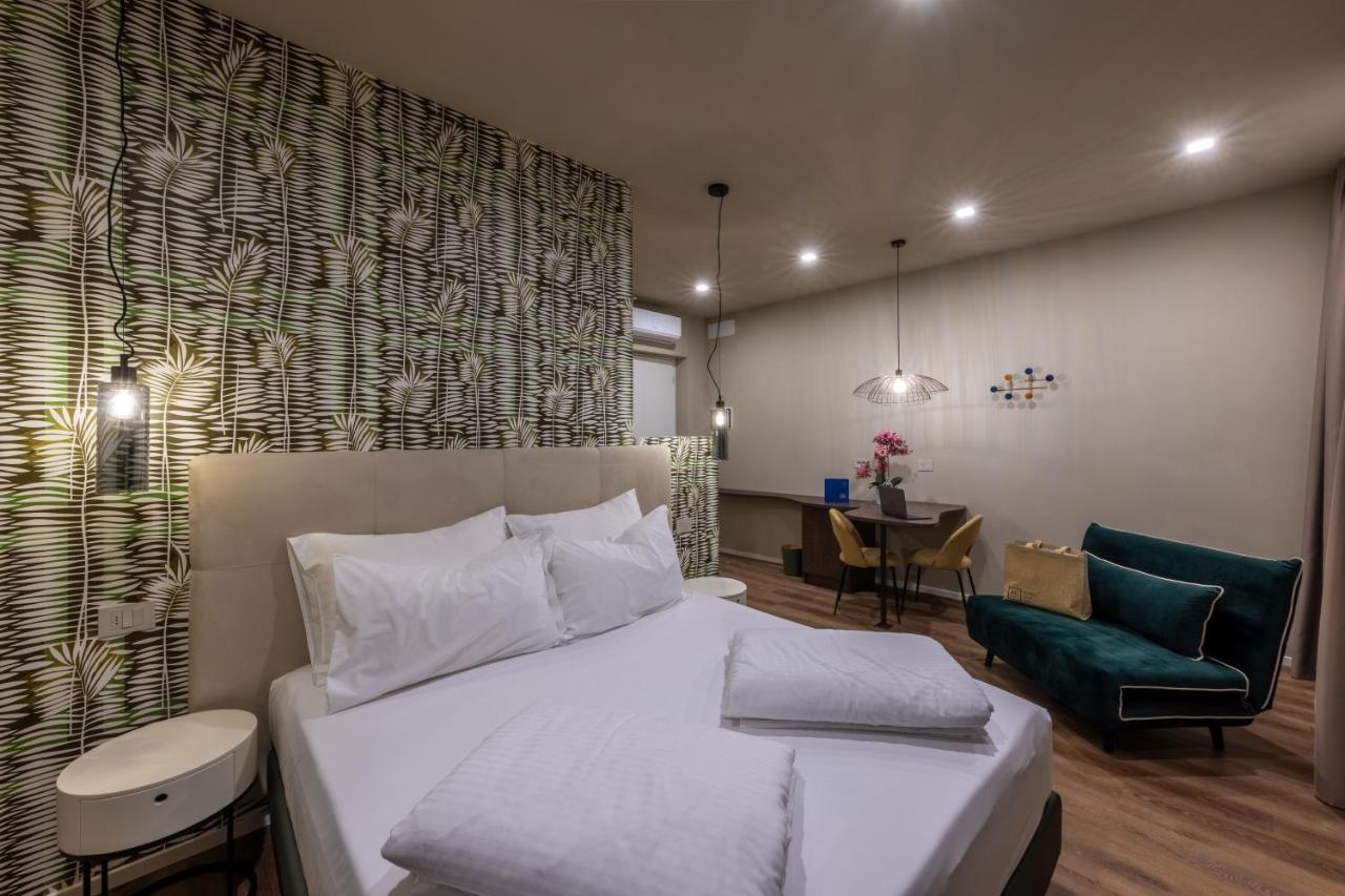 Hi Room Trient Exterior foto